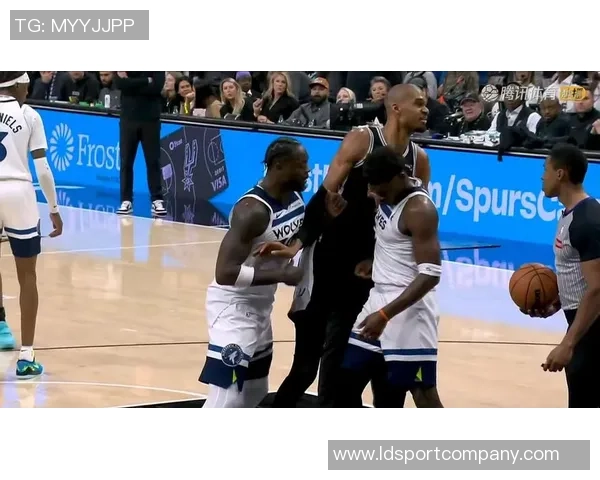 兰德尔谈华子与科比的相似之处强调坚持自我与真实的重要性